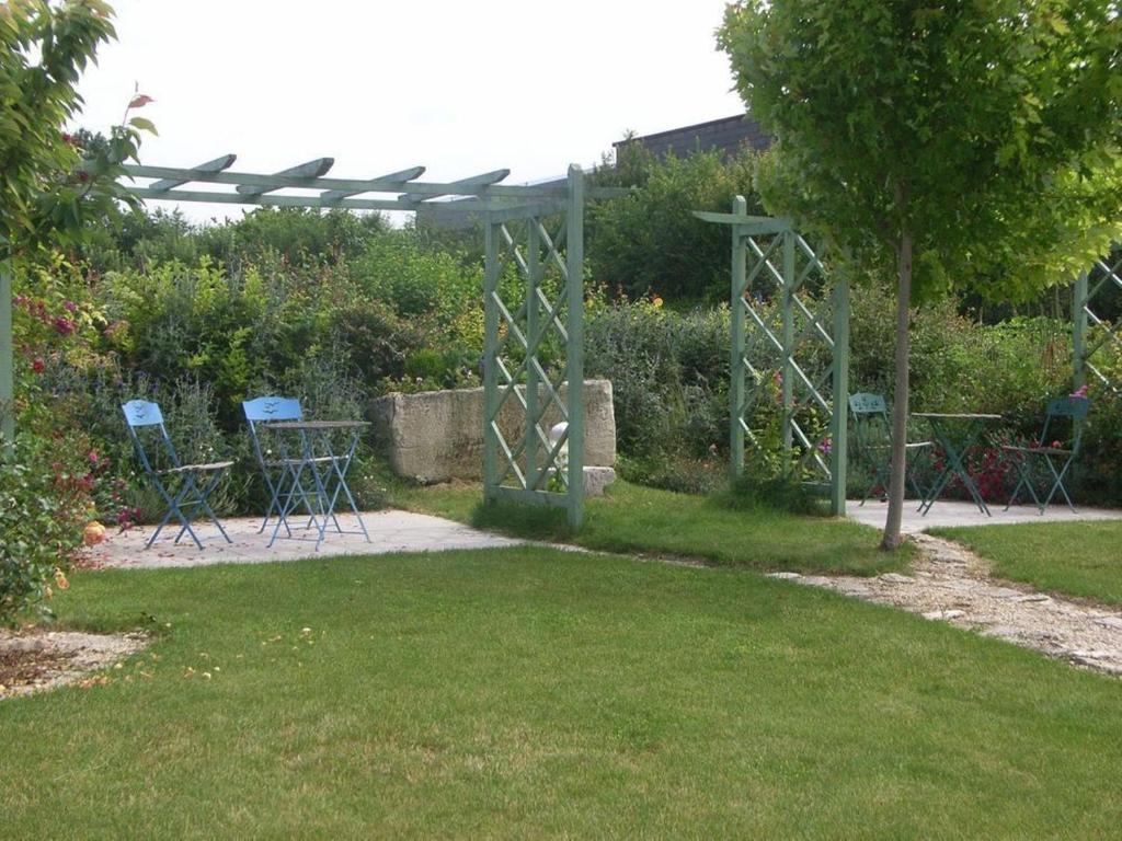 Chambres D'Hotes L'En Haut Des Vignes Mérignac Exteriör bild