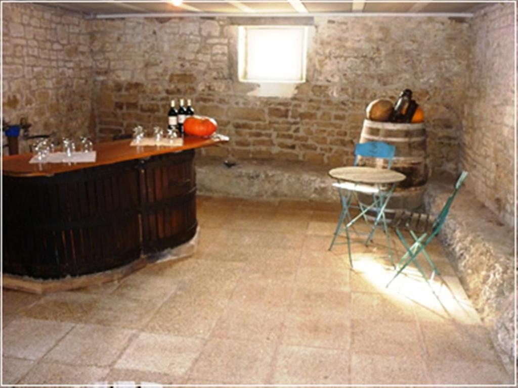 Chambres D'Hotes L'En Haut Des Vignes Mérignac Exteriör bild